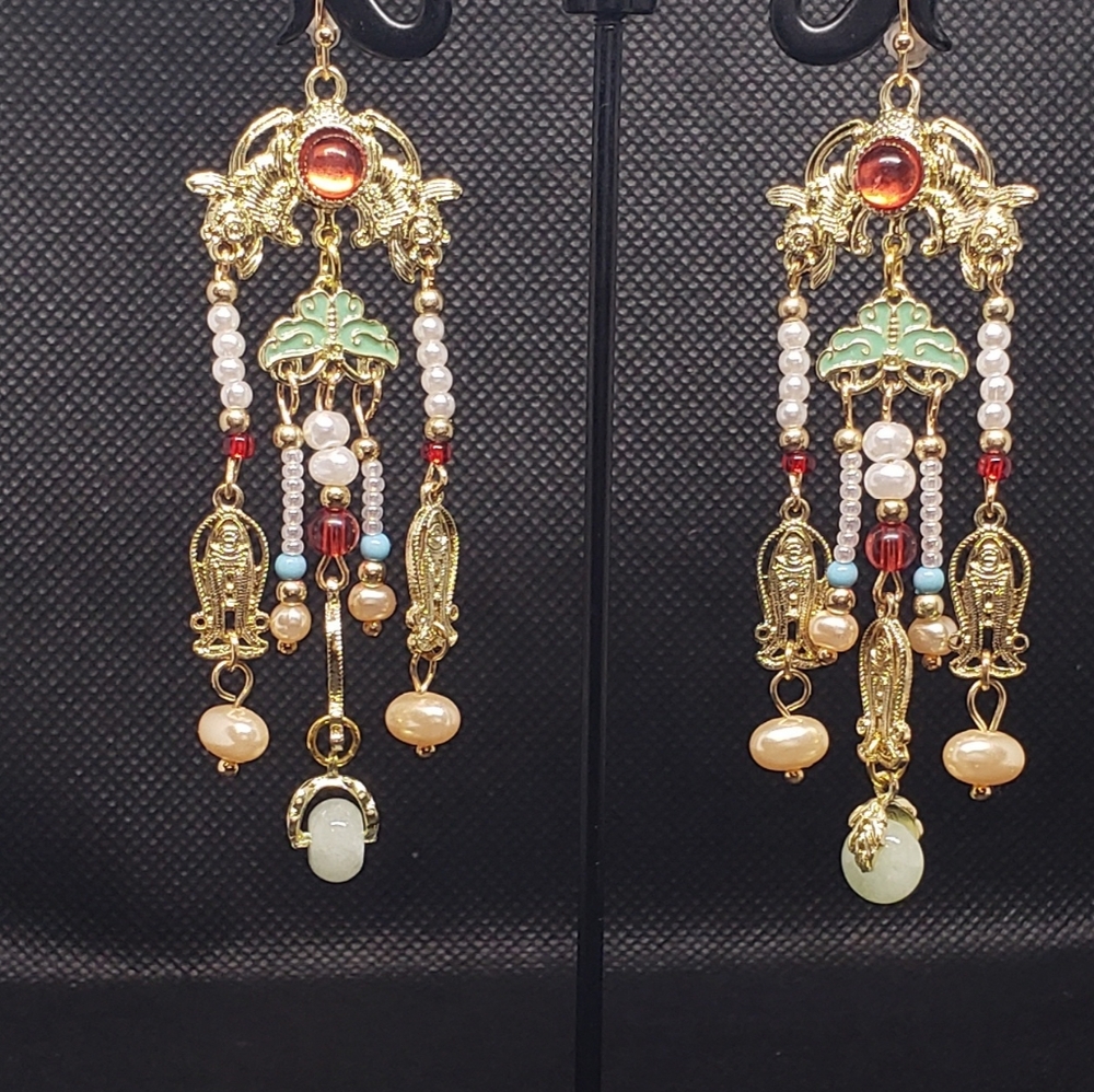 One pair of Elegant Chinese Court Style Earrings